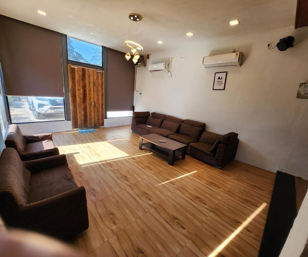 Aaradhya Villa 5 Bhk Ovala Thane Kolshet Eksteriør bilde